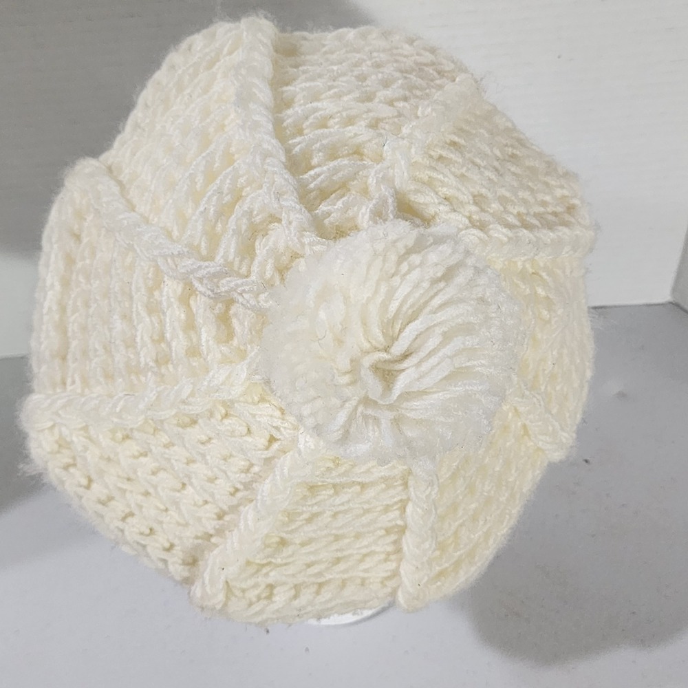 Vintage Hand Crochet Newsboy Cap Ivory White Pom Pom Knit Visor Hat Acrylic - Picture 4 of 9